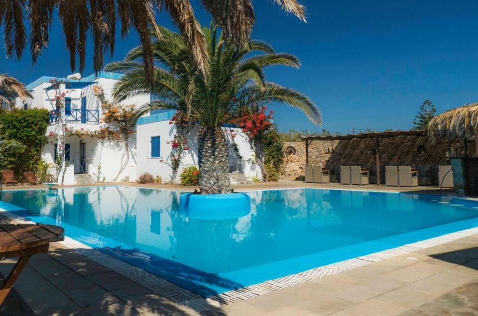 Vári Amfitrion Hotel المظهر الخارجي الصورة