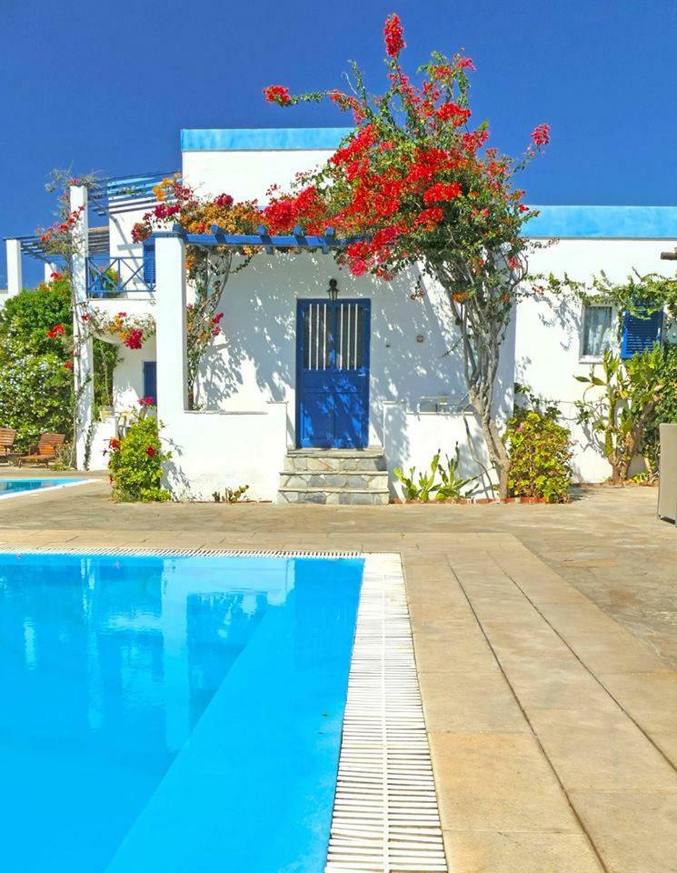 Vári Amfitrion Hotel المظهر الخارجي الصورة